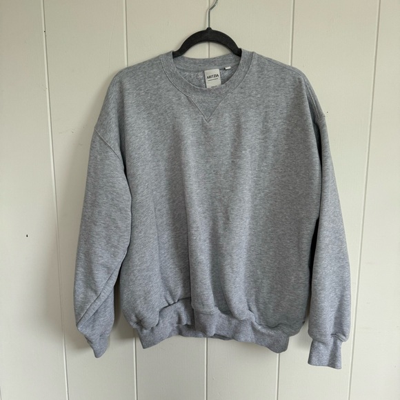 Aritzia Sweatfleece Mega Fit Grey Small
